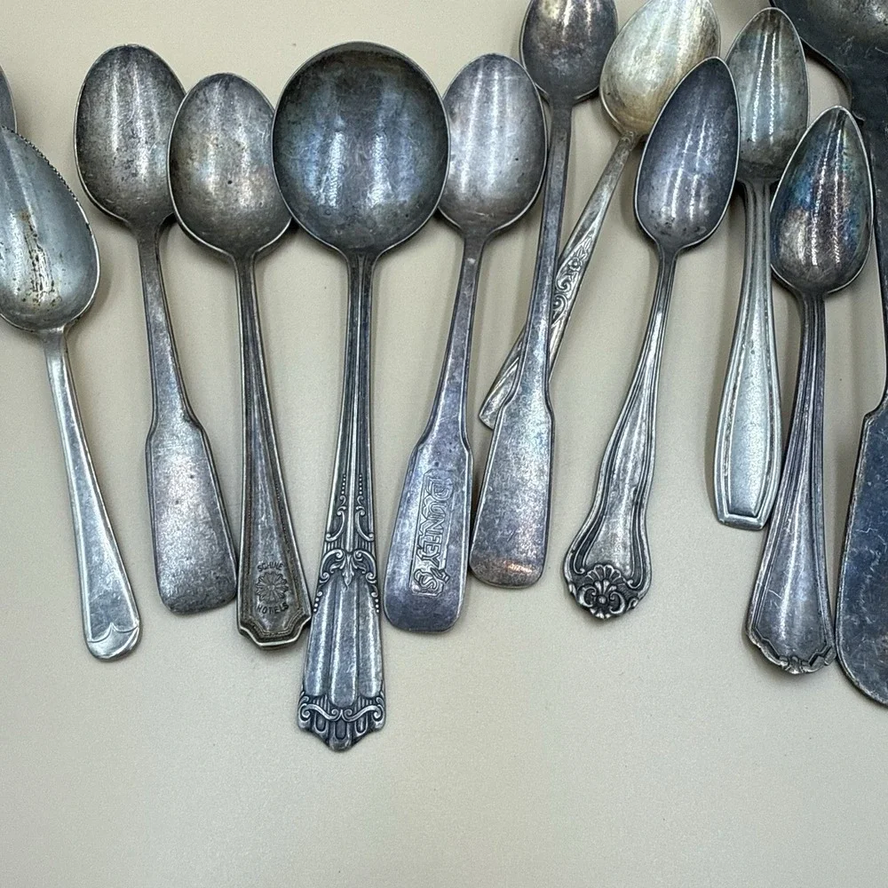 16 Pieces of Misc‎ Vintage Silver Plate Flatware Various Deerfield Bailey Banks